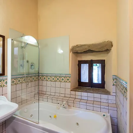 Santa Flora By Posarellivillas Capolona