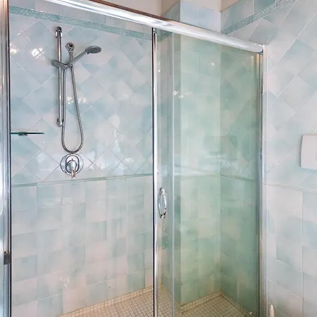 Villa Santa Flora By Posarellivillas Capolona