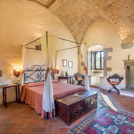 Villa Santa Flora By Posarellivillas *